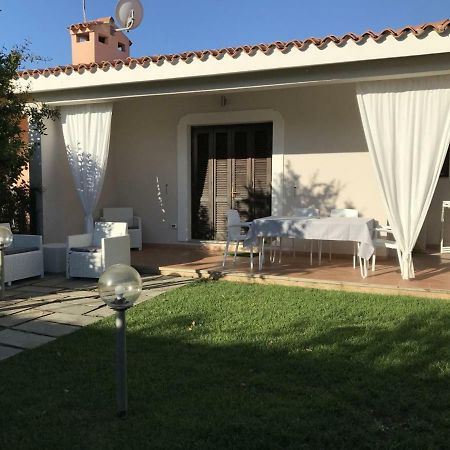 La Cinta Apartment San Teodoro  Luaran gambar