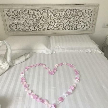 La Cinta Apartment San Teodoro  Luaran gambar