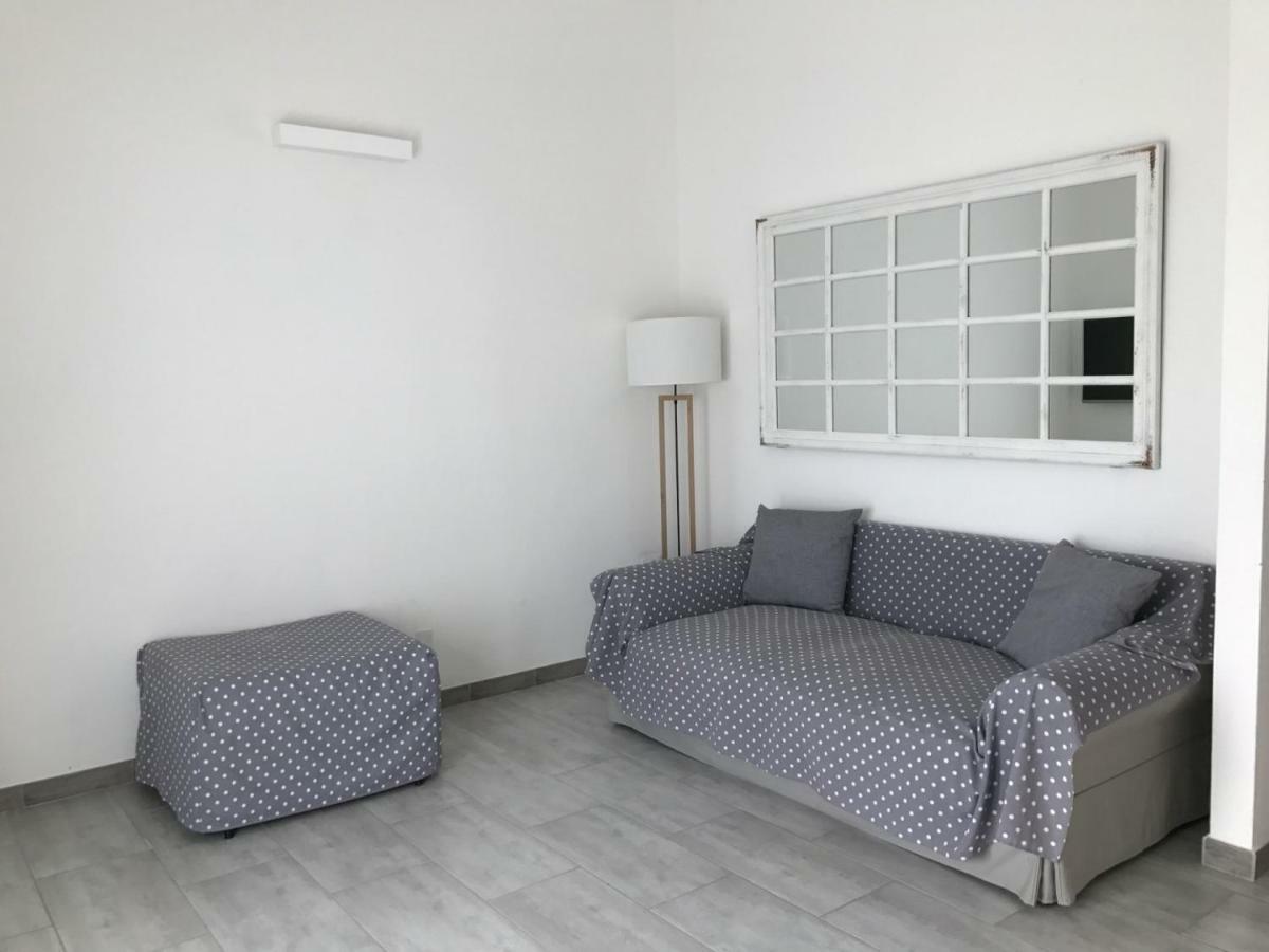 La Cinta Apartment San Teodoro  Luaran gambar