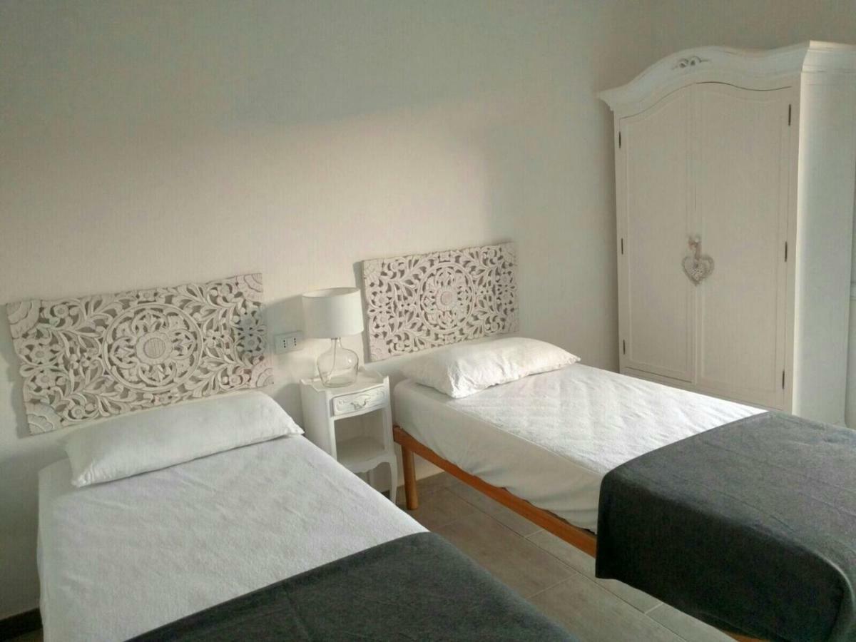 La Cinta Apartment San Teodoro  Luaran gambar